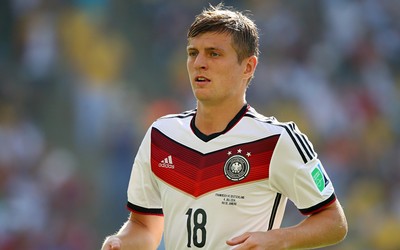 AOA电竞精华-久保建英这表现打出身价亿万