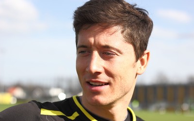 AOA电竞评论-马竞最后时刻丢球到手的分飞了